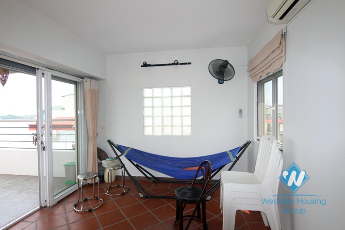 One bedroom apartment with beautiful lakeview for rent in Tay Ho, Hanoi